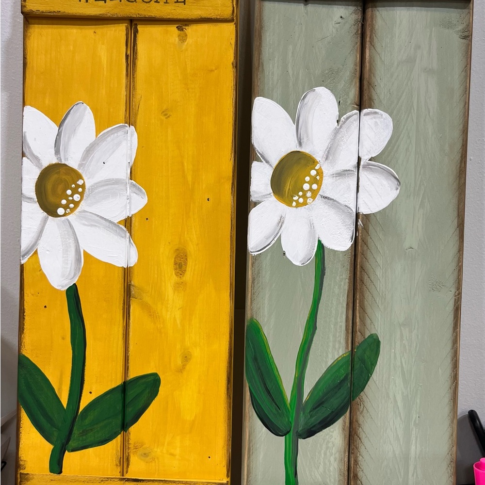 Wooden Spring Daisy Decor